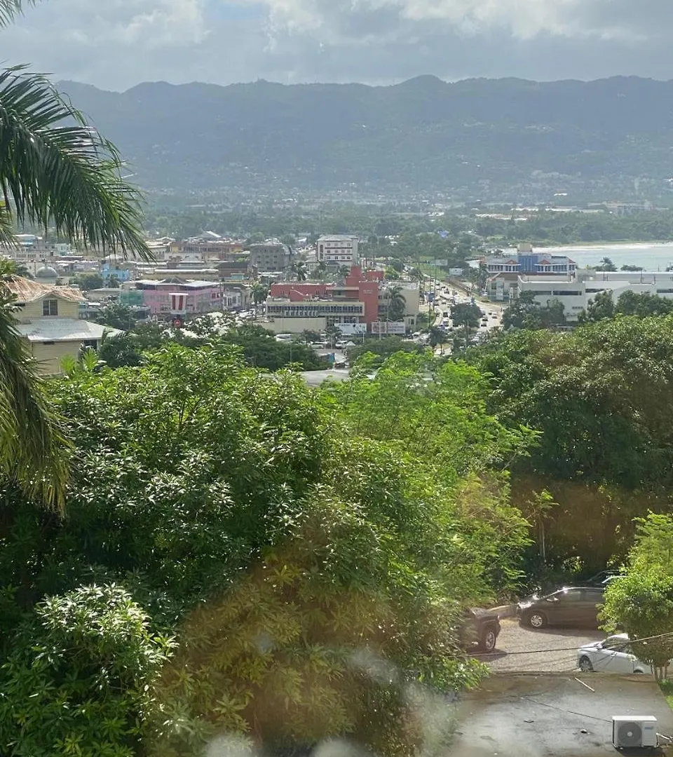City View Luxury Suite Montego Bay Apartment